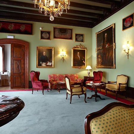 Palacio Guendulain Pamplona Interior photo