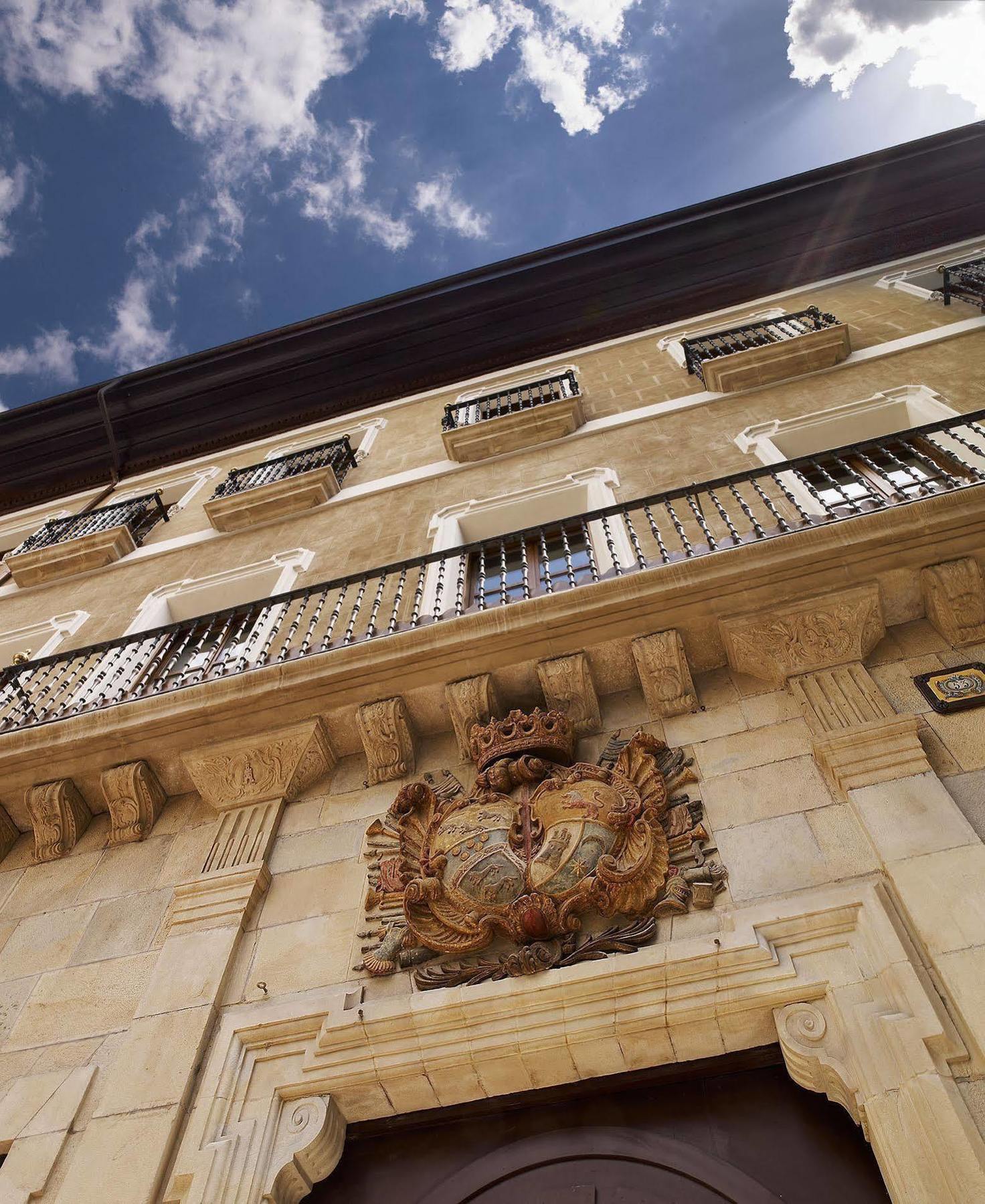 Palacio Guendulain Pamplona Exterior photo